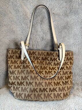 Michael Kors Jet Set Signature Monogram Tote Bag